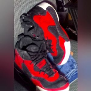 Jordans 11.5 red white and Black